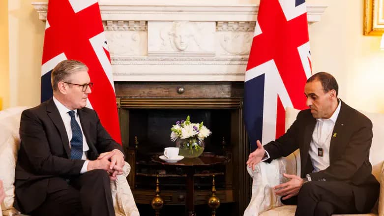 Eli Sharabi meets British PM Keir Starmer