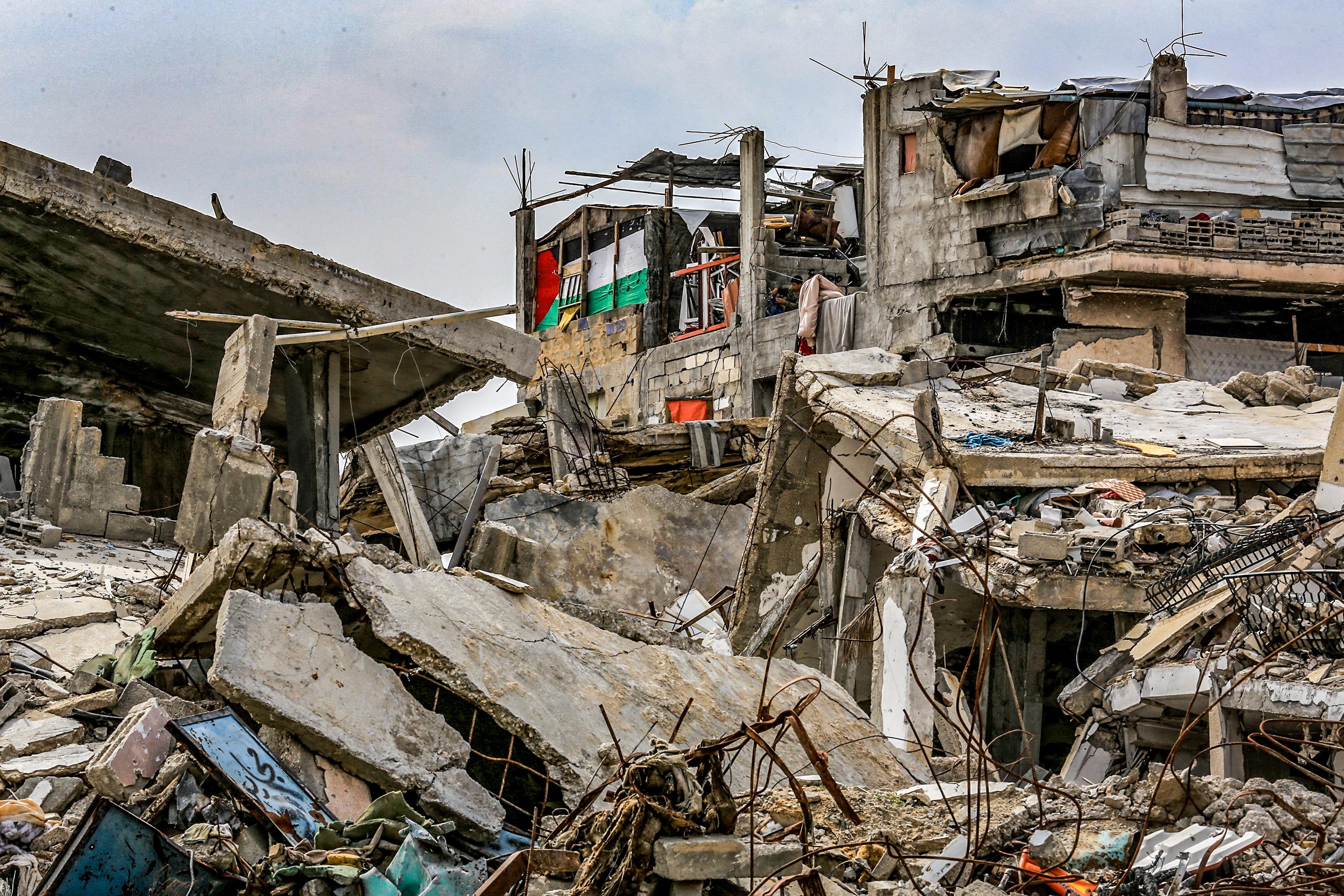 Palestinians in the city of Khan Yunis, southern Gaza Strip, March 6, 2025