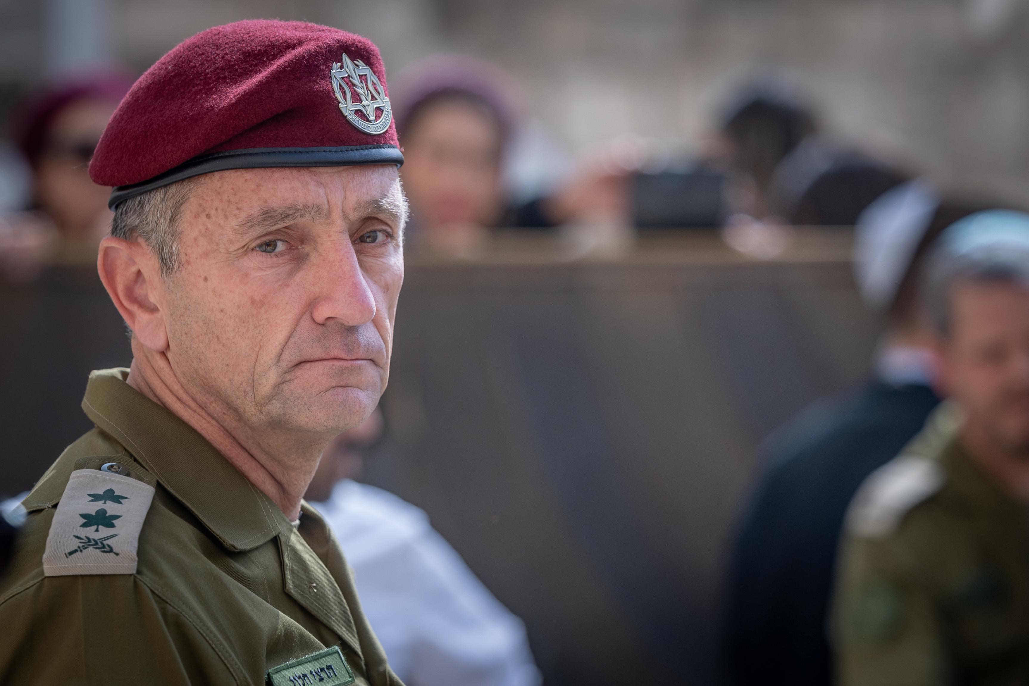 Outgoing chief of staff Herzi Halevi seen visits at the Western Wall in Jerusalem's Old City, March 05, 2025.
