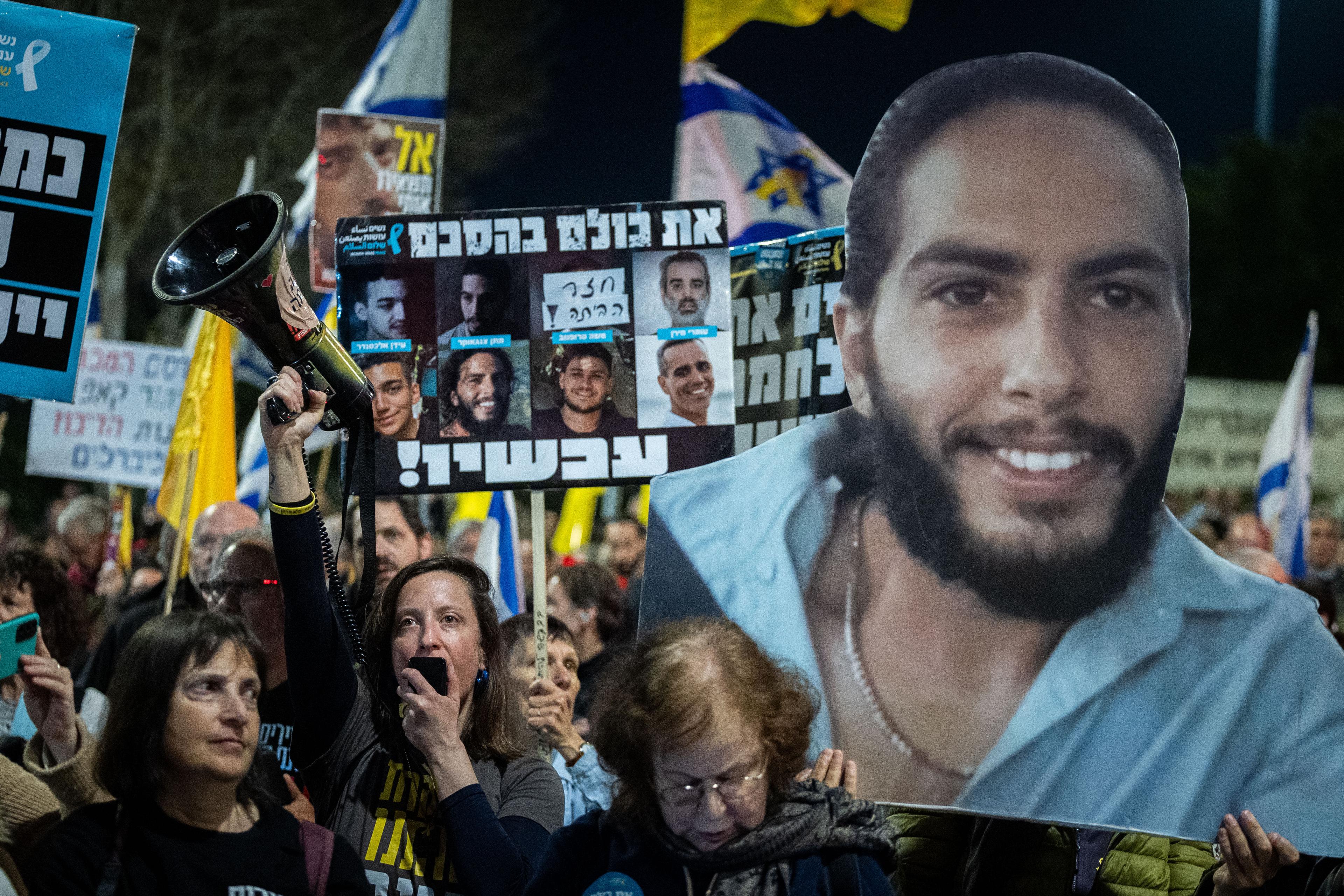 Protest for the hostages.