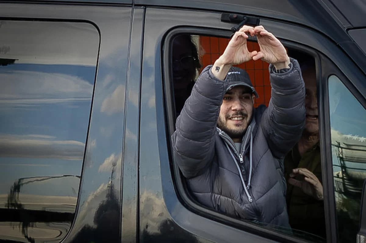 Eliya Cohen released from Hamas captivity.