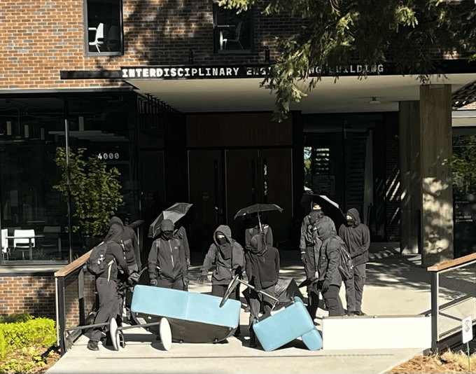 Pro-Hamas activists at University of Washington