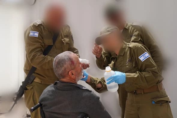 IDF treating civilians in Syria IDF treating civilians in Syria