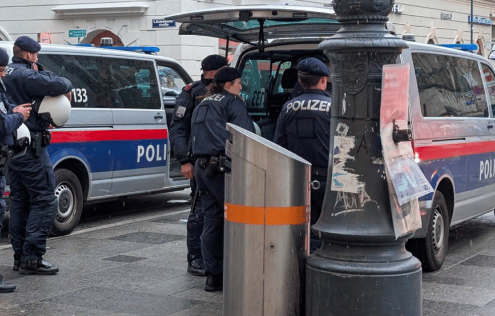 BREAKING: AUSTRIA: 11 dead, 40 injured after shocking school shooting BREAKING: AUSTRIA: 11 dead, 40 injured after shocking school shooting