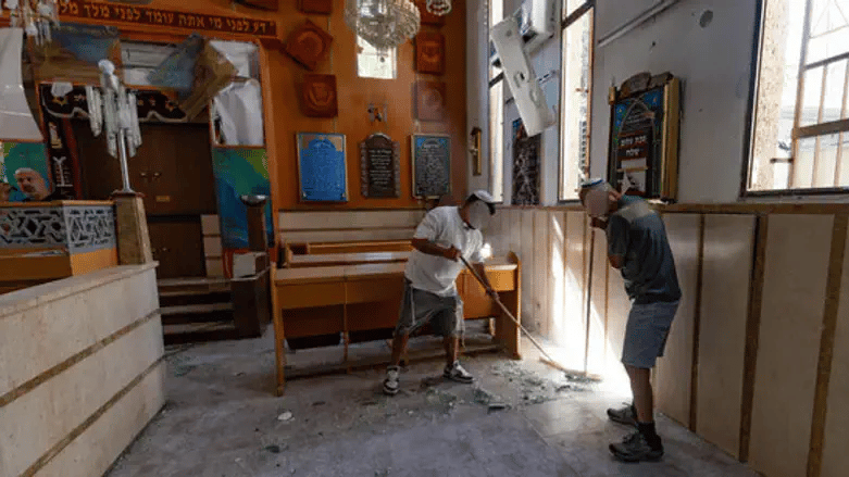 Holon synagogue after Iranian attack Holon synagogue after Iranian attack