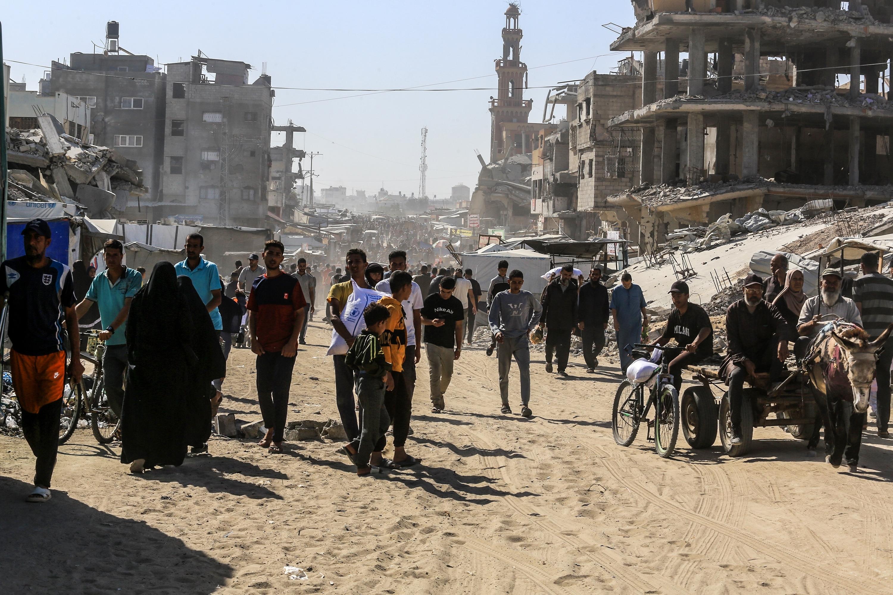 Palestinians in Al Mawasi, 2025