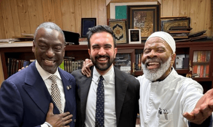  Mamdani Poses with Controversial Imam Wahhaj, Sparking Backlash Over Terror Ties