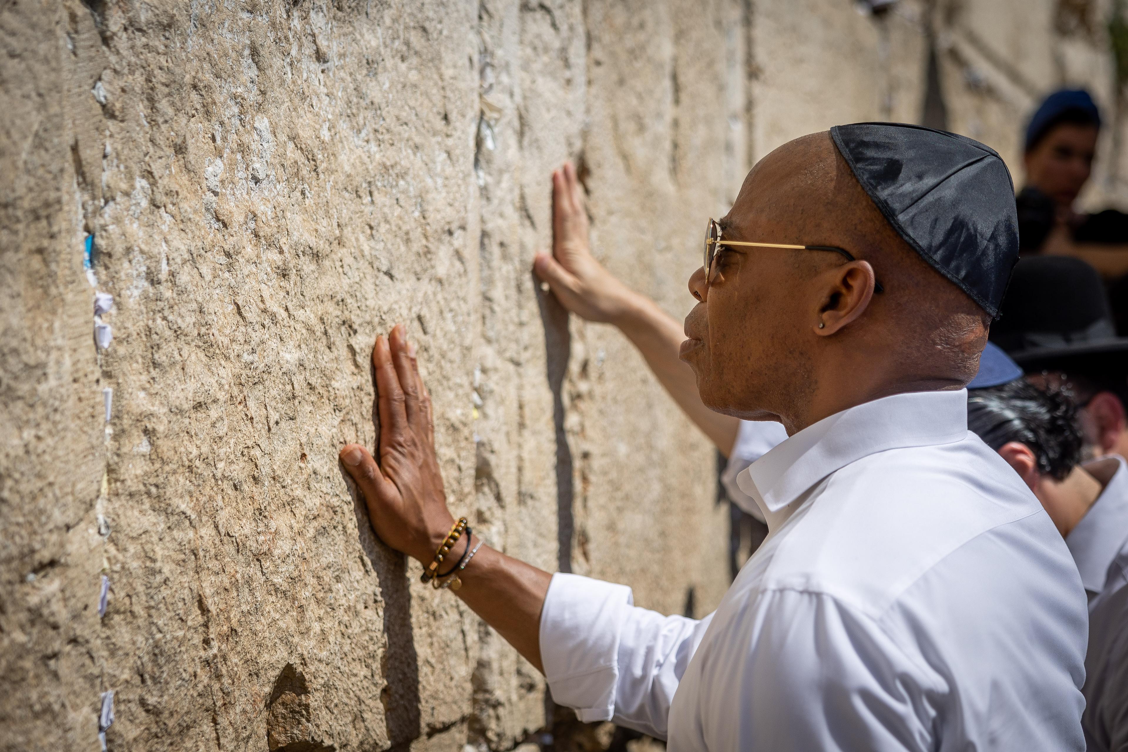 Eric Adams, Mayor of New York City visits at the Westren Wall, Judaism's holiest prayer site in the Old City of Jerusalem on August 22, 2023.