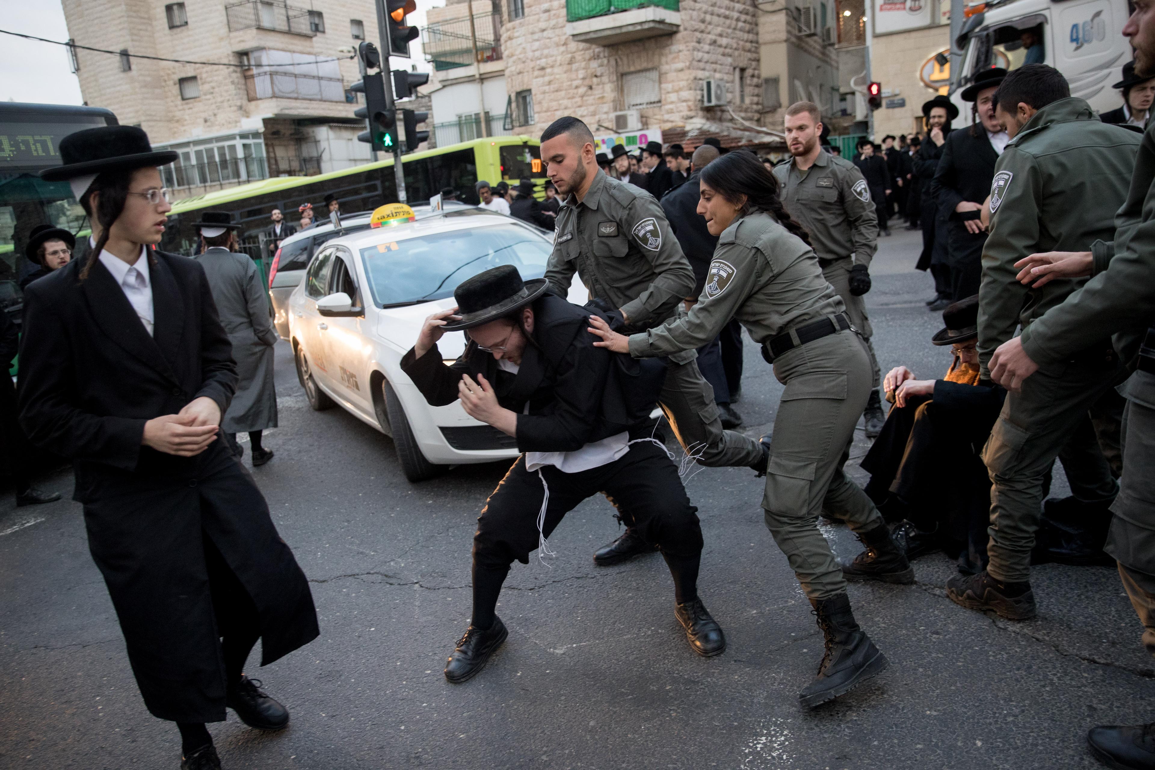 Ultra Orthodox Clash with Israeli Police in Modi'in Ilit