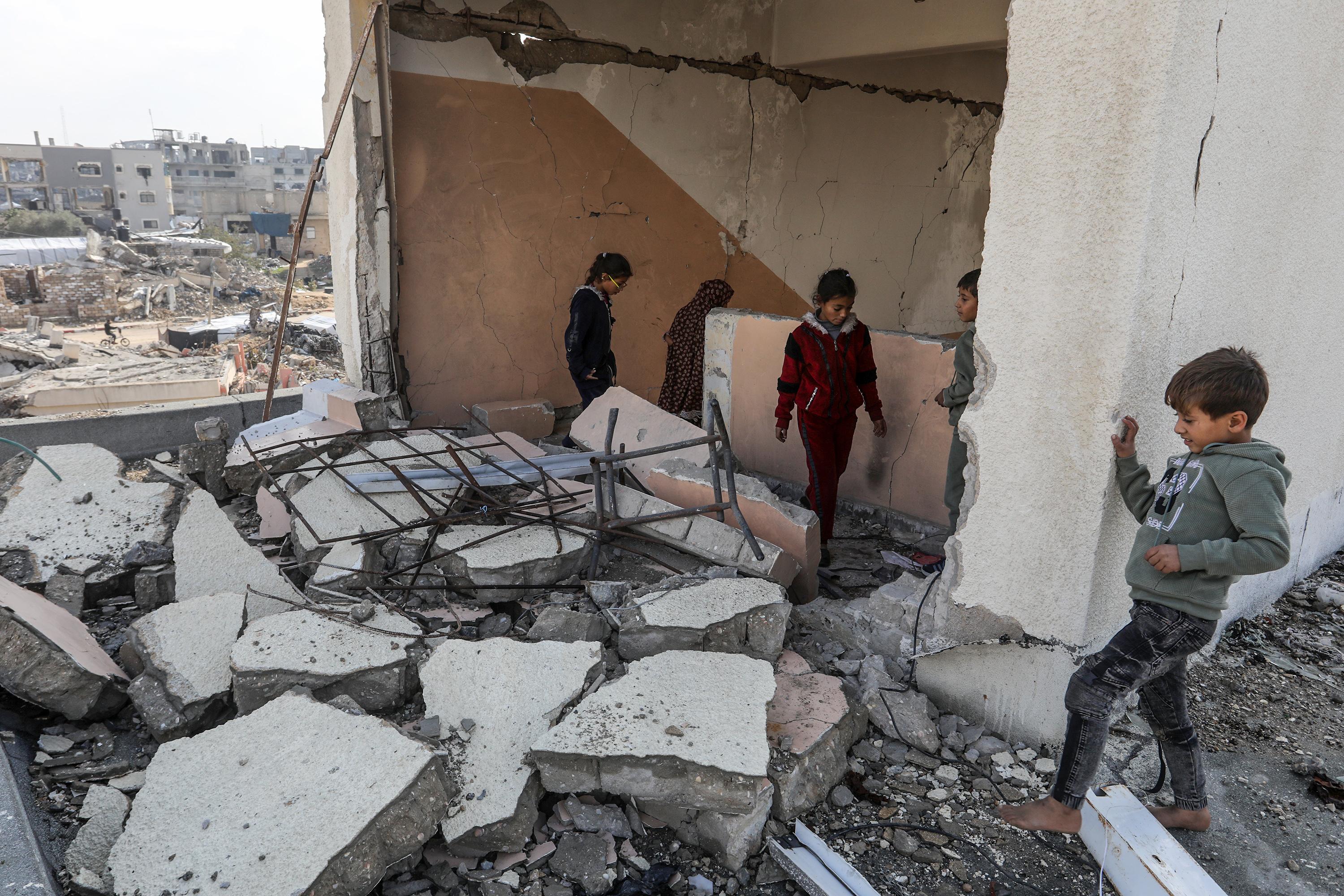 Khan Yunis, December 10, 2025