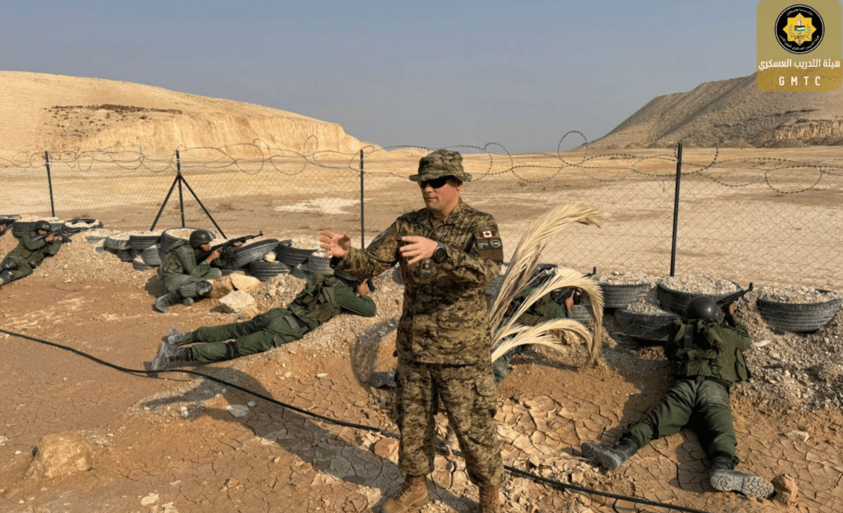 Canadian soldiers train alonsgide PA forces